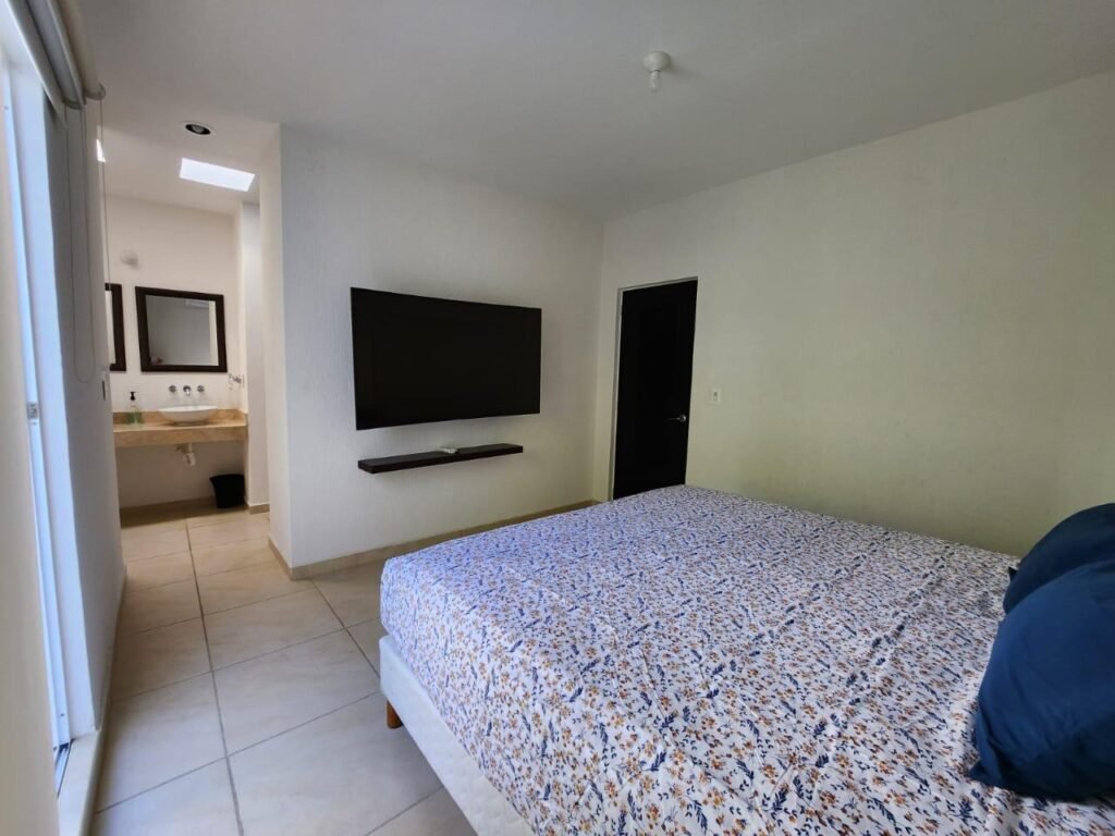 2418852E-1189-4653-B245-BE48C5239F7E