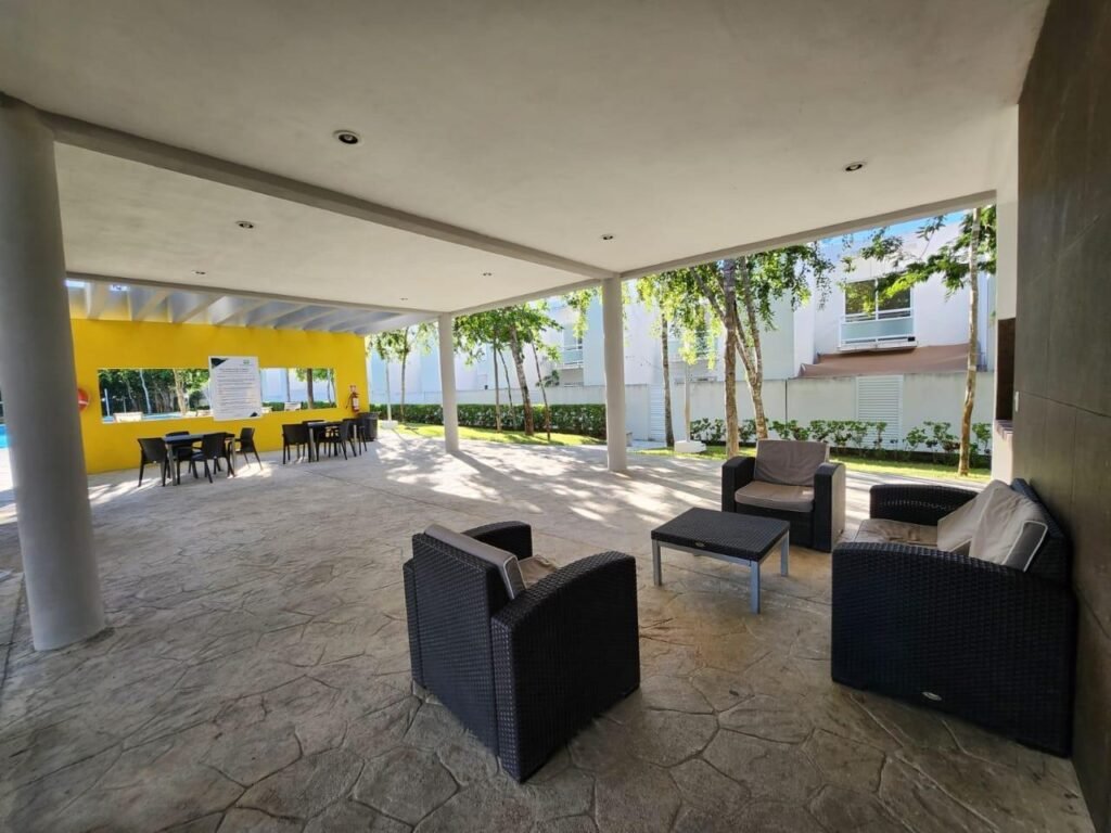 E1F3EF99-5174-41D4-9F3D-EE06121293CF